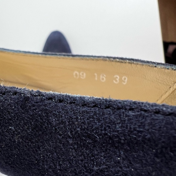 Eric Michael Suede Pumps - Picture 10 of 16